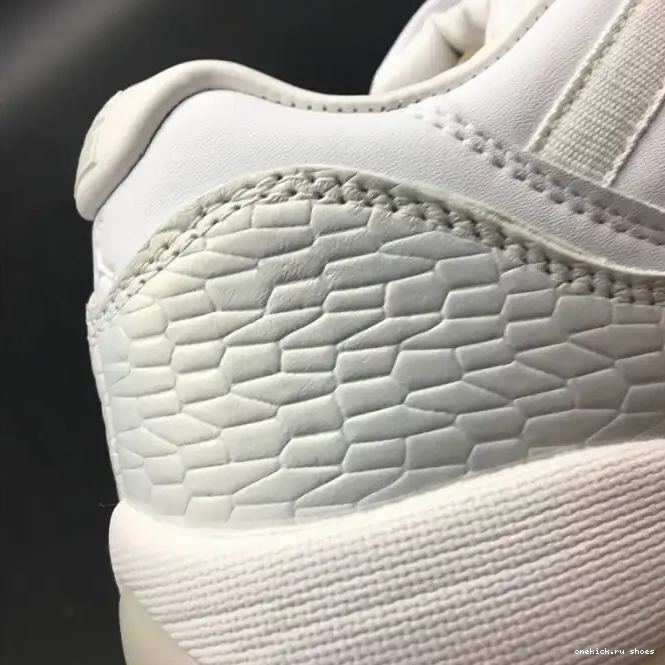 Rep 897331-100 Jordan Low Frost White Heiress 11 Air 0509